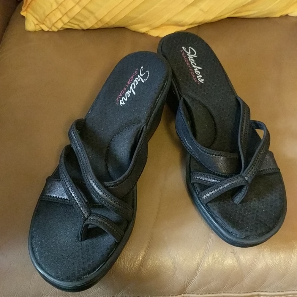 Size 11 Sketchers wedge sandals